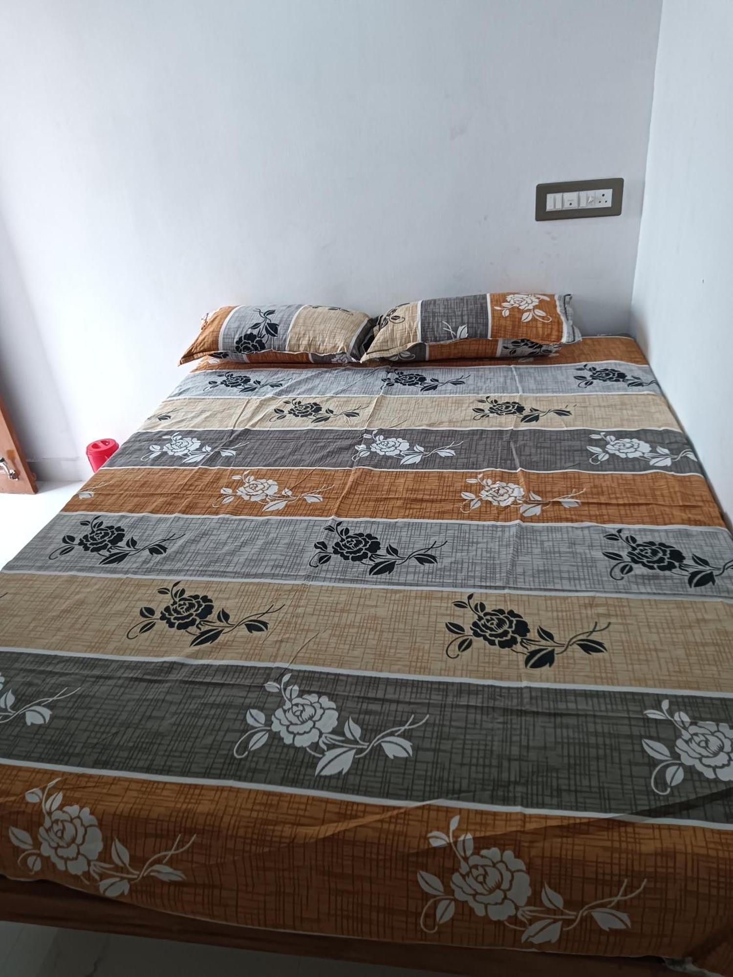 Vmg Vinayaga Residency 호텔 Tiruchchendūr 외부 사진